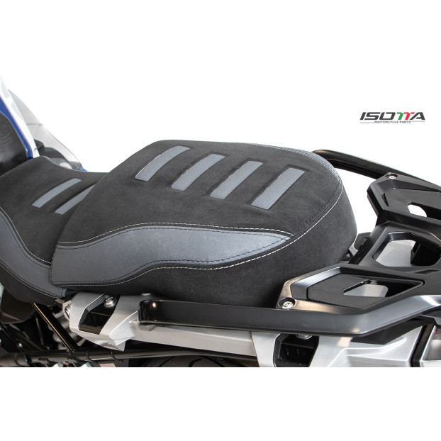 ISOTTA- FULL SEAT WITH FRONT SEAT LOWERED BY 2CM COMPARED TO THE ORIGINAL SEAT - BMW R 1200/1250 GS BLACK
